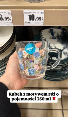 Kubek z motywem róż 350 ml promocja w Intermarche