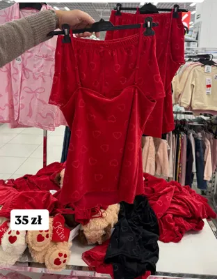 Welurowa piżama w serca promocja w Pepco