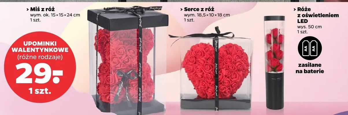 Upominki walentynkowe Miś z róż (różne rodzaje) promocja w Netto