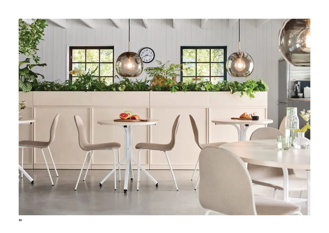 AJ Produkty - gazetka promocyjna Inspiracje biuro od środy 29.12 do soboty 30.04 - strona 32