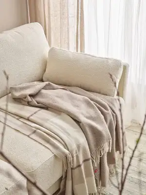 VOX - gazetka promocyjna Katalog mebli tapicerowanych od wtorku 22.03 do wtorku 31.01 - strona 16