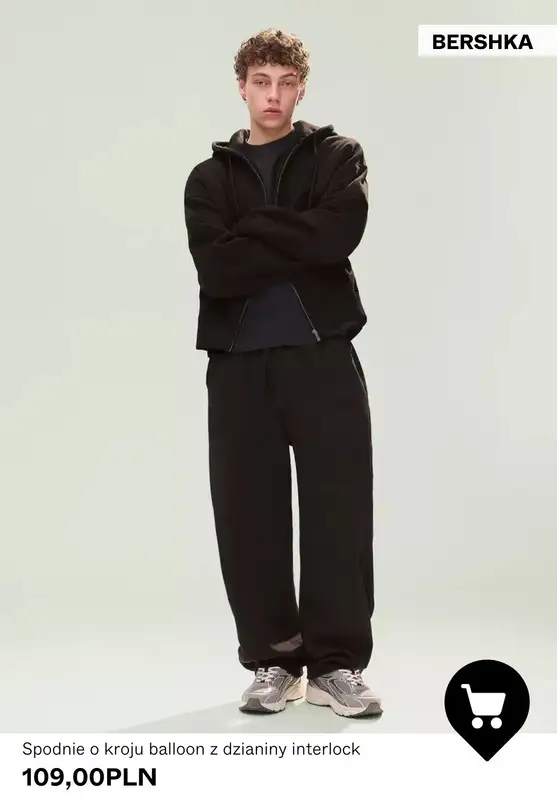 Bershka - gazetka promocyjna Odzież męska BASICS od niedzieli 08.03  - strona 7