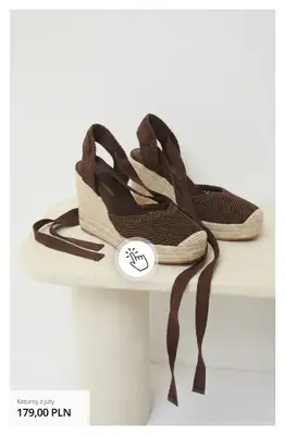 Stradivarius - gazetka promocyjna Kolekcja rustykalna od poniedziałku 20.04 do niedzieli 26.04 - strona 15