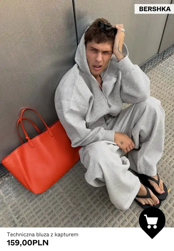 Bershka - gazetka promocyjna BLUZY męskie od 99,90 PLN od środy 30.09  - strona 9