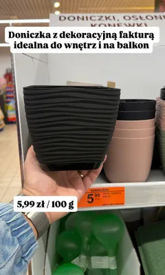 Doniczka z dekoracyjną fakturą promocja w Biedronka