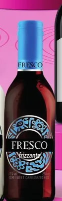 Wino musujące Fresco Frizzante Semi Sweet Carbonated Rose promocja w Żabka
