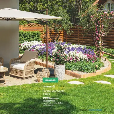 Parasol LED Corby z bazą promocja w Castorama