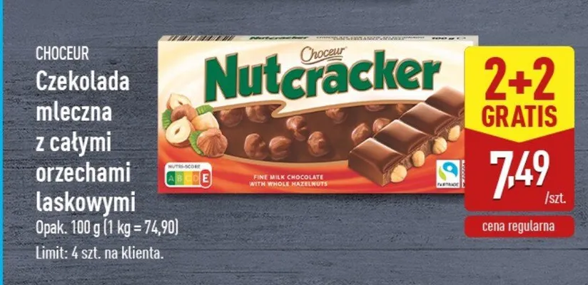 Czekolada mleczna z całymi orzechami laskowymi Choceur Nutcracker promocja w Aldi