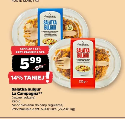 Sałatka bulgur z kostkami sera pomidorami i hummusem klasycznym La Campagna promocja w Netto