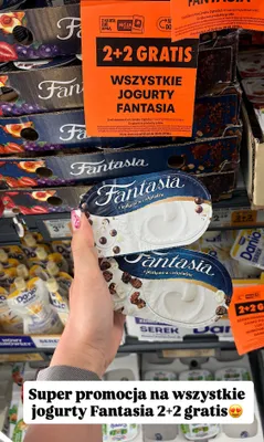 Jogurt Fantasia z płatkami w czekoladzie promocja w Biedronka