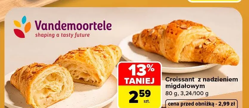 Croissant z nadzieniem migdałowym promocja w Carrefour Market