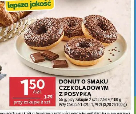 Donut o smaku czekoladowym z posypką promocja w Stokrotka