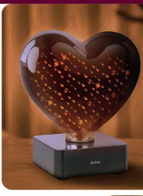 Lampka LED serce z efektem nieskończoności i 12 diodami promocja w Biedronka