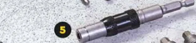 Przegubowy uchwyt do bitów promocja w Biedronka