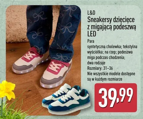 Sneakersy dziecięce z migającą podeszwą LED promocja w Aldi
