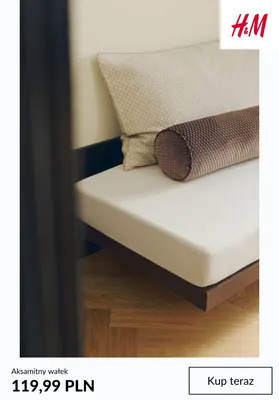 Aksamitny wałek H & M promocja w H&M