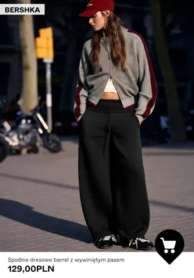 Spodnie dresowe barrel z wywiniętym pasem Bershka promocja w Bershka