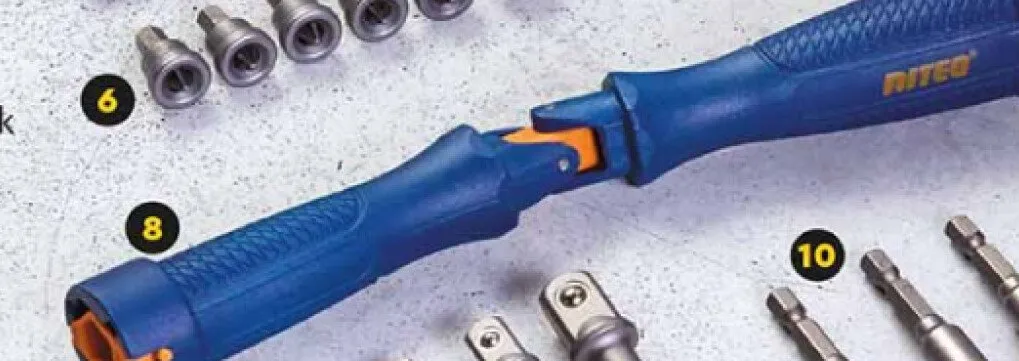 Uniwersalny klucz do montażu desek sedesowych promocja w Biedronka