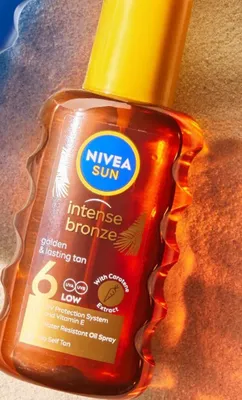 Olejek do opalania w sprayu z ekstraktem z karotenu SPF 6 Nivea Sun promocja w Biedronka