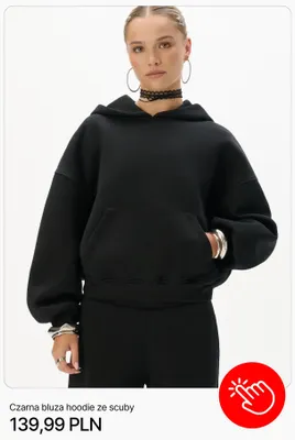Czarna bluza hoodie ze scuby Cropp promocja w Cropp