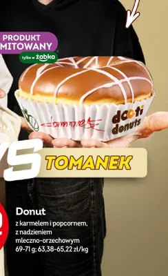 Donut z nadzieniem mleczno-orzechowym promocja w Żabka