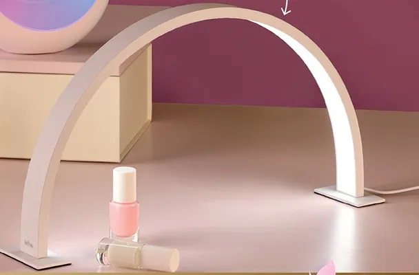 Lampka LED RGB w kształcie łuku promocja w Biedronka