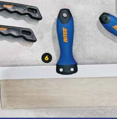 Akcesoria malarsko-remontowe - szpachla fasadowa promocja w Biedronka