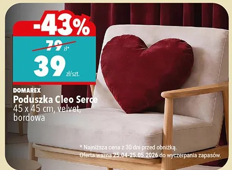 Poduszka dekoracyjna Serce promocja w Biedronka