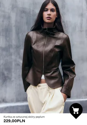Kurtka ze sztucznej skóry peplum promocja w Bershka
