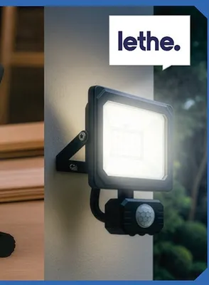 Lampa warsztatowa natynkowa z czujnikiem ruchu promocja w Biedronka