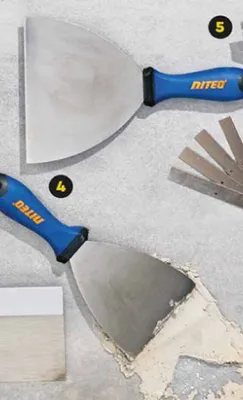 Akcesoria malarsko-remontowe - zestaw 2 szpachelek promocja w Biedronka