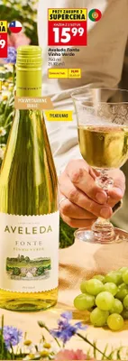 Wino białe półwytrawne Aveleda Fonte Vinho Verde promocja w Biedronka