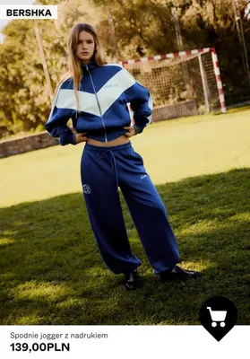 Spodnie jogger z nadrukiem Bershka promocja w Bershka
