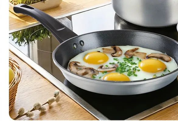 Patelnia ø 26 cm promocja w Biedronka