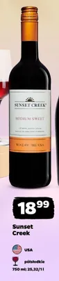 Wino czerwone Sunset Creek Medium Sweet promocja w Netto