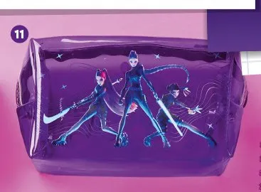 Piórnik-saszetka transparentny Netflix K-POP Demon Hunters promocja w Biedronka