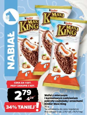Wafel z mlecznym i karmelowym nadzieniem pokryty czekoladą i orzechami Kinder Maxi King promocja w Netto