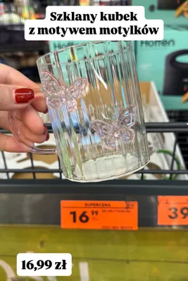Szklany kubek z motywem motylków promocja w Biedronka