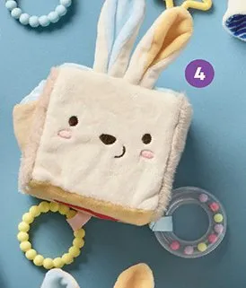 Sensoryczna zabawka dla niemowlaka - kostka z gryzakami promocja w Biedronka