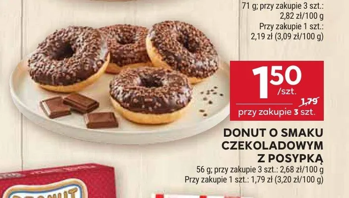 Donut o smaku czekoladowym z posypką promocja w Stokrotka