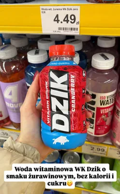 Woda witaminowa o smaku żurawinowym, bez kalorii i cukru promocja w Dino