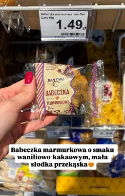Babeczka marmurowa mini promocja w Dino