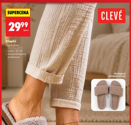 Klapki damskie Clevé szare promocja w Biedronka