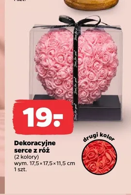 Dekoracyjne serce z róż promocja w Netto