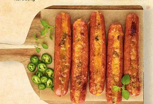 Kiełbaski z serem cheddar i papryką jalapeno Czas na Grill promocja w Biedronka
