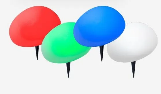 Lampa solarna różne kolory świecenia promocja w Castorama