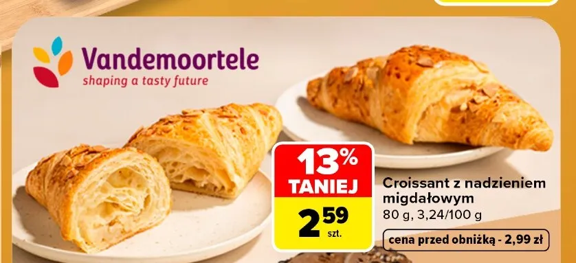 Croissant z nadzieniem migdałowym promocja w Carrefour Market