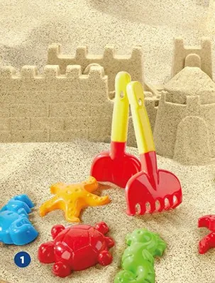 Zabawki do piasku wiaderko z łopatką i grabkami promocja w Biedronka