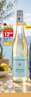 Wino Peter Weinbach Riesling półsłodkie białe promocja w Biedronka