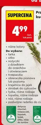 Przybory i akcesoria kuchenne obieraczka pionowa lub pozioma promocja w Biedronka